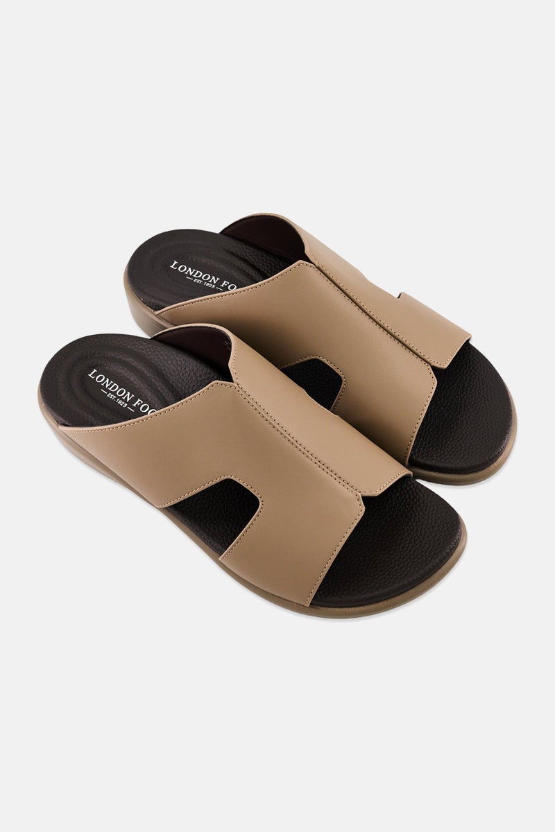 London Fog Men Slip On Arabic Sandals, Tan - Image 2